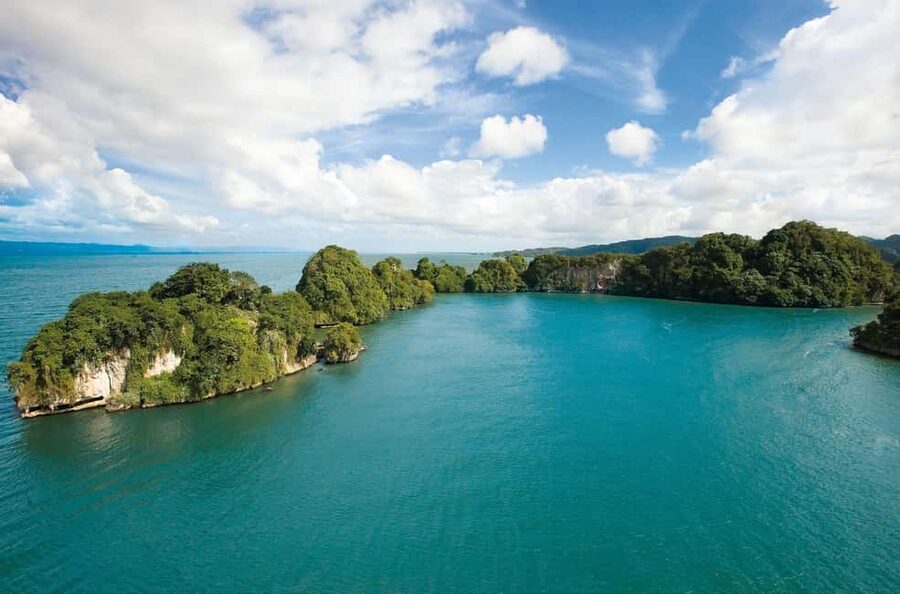 2in1: Los Haitises National Park + Yanigua Waterfall-SPA - The rock-and-water show: dramatic formations rising up to 30 meters