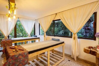 Akzara Spa Hindu Ritual 3H - The first welcome: drink, kit, robe, and getting settled