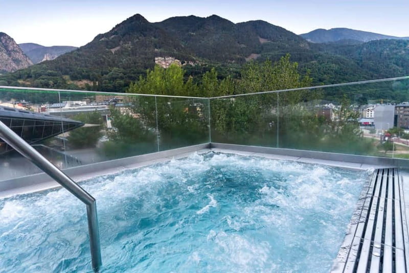 Andorra: Caldea Spa Entrance Ticket - The lagoons, jacuzzis, saunas, and hammam: what each area does for you