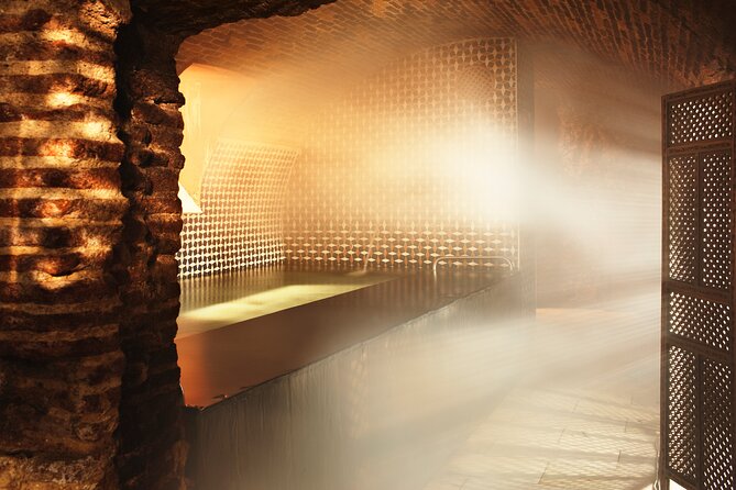Arabian Baths and 60 min massage at Madrid's Hammam Al Ándalus - Your 60-Minute Massage: pick-your-oil scent and real calm