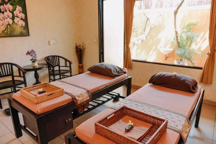 Bali: Luxury Spa Balinese Massage scrub Flower bath 2 Hour - Lulur exfoliation scrub + clay mask: the smooth-skin moment