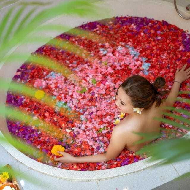 Bali: Luxury Spa Balinese Massage scrub Flower bath 2 Hour - The flower bath: what it is and how to plan for it