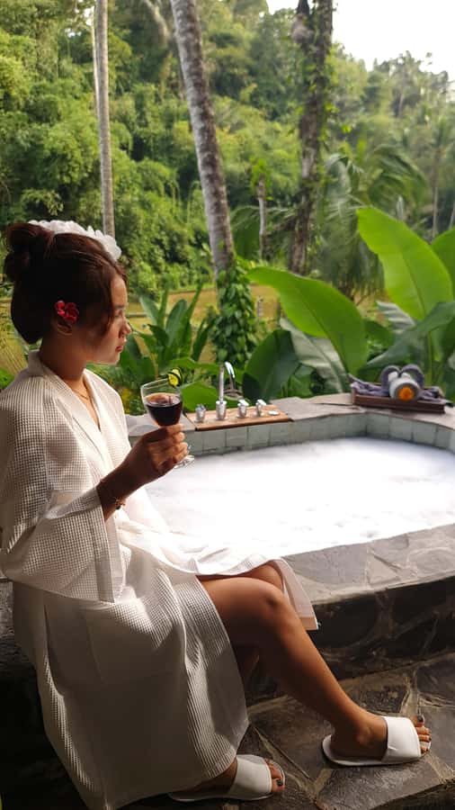Bali: Sacred Water Temple Ritual and Balinese Healing Spa - Pura Gunung Kawi Sebatu: sacred water with clear, human guidance