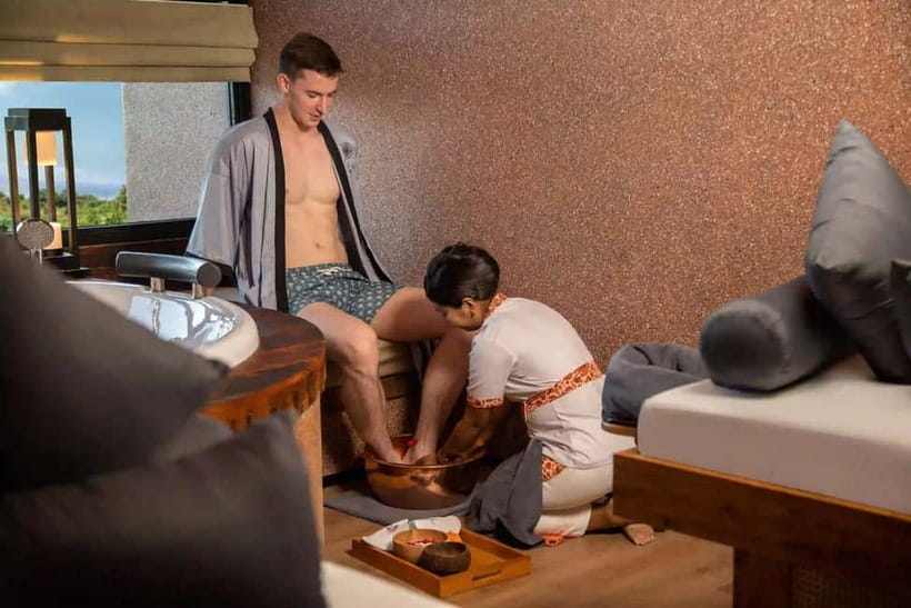Bali/Sanur: Spa and Bath Experiences at Svaha Spa Sanur - Baths and Purification: Milk-and-Honey, Herbal Jacuzzi, and Flower Bath Romance