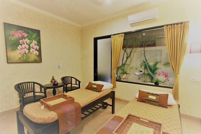 Balinese Traditional Massage and SPA Treatment 2 hours including pick up hotel - Hotel pickup and minivan transfers: the value you feel