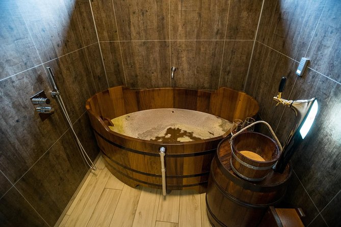 Beer Spa Experience - Beer Bath 101 Outside Akureyri: what you’re actually soaking in