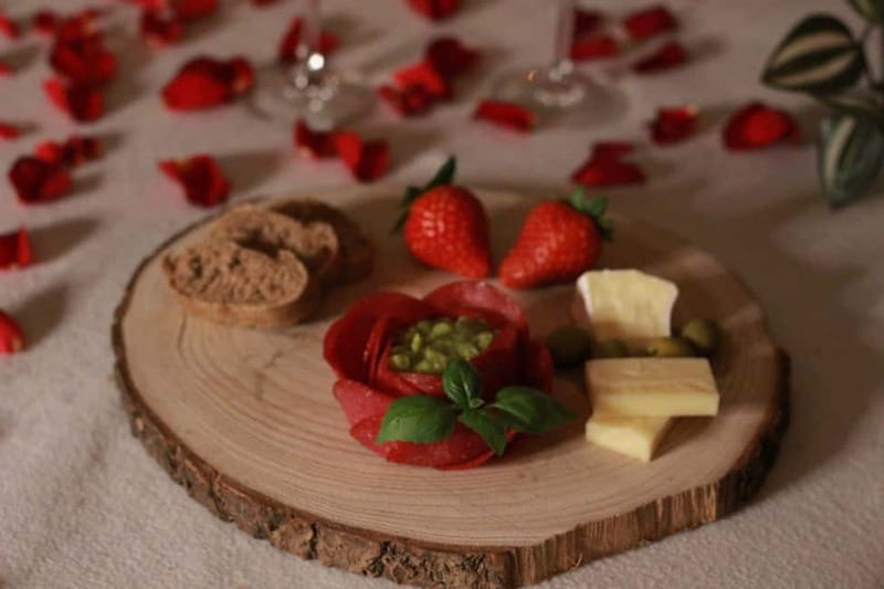 BUDAPEST, Day Spa : Couples Massage with Roses Bubble Bath - Tea Session After the Massage: Why the 15 Minutes Matter