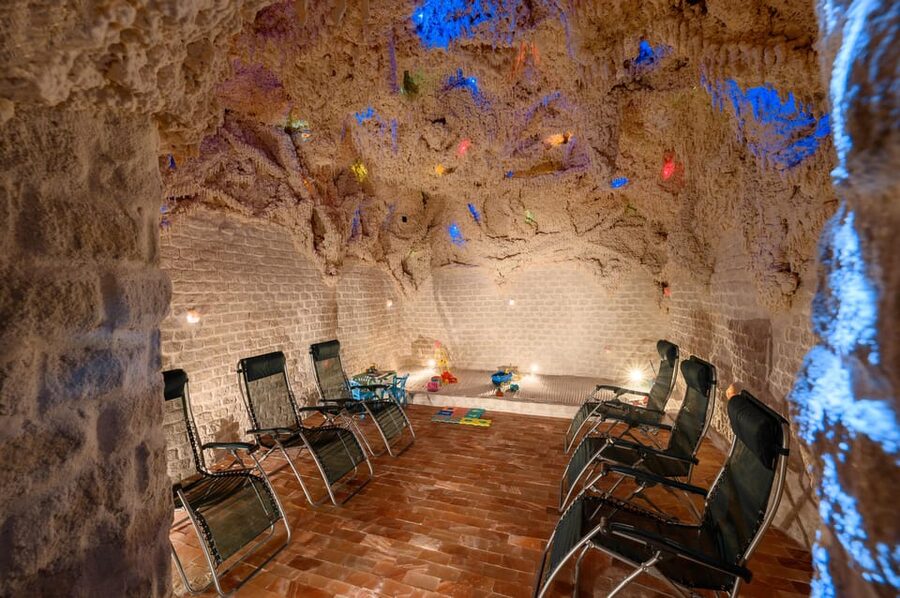 Budapest: Helia Day Spa entry ticket - Who should book this spa-and-fitness day?