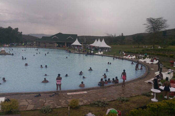Day Tour to Lake Naivasha, Hell's Gate and Spa - From Nairobi to Lake Naivasha: what you’re really buying