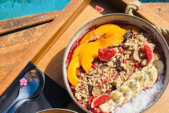 Exclusive Wellness Day Experience in Mykonos - Coach-led training in high-end spaces: yoga, fitness, and real personalization