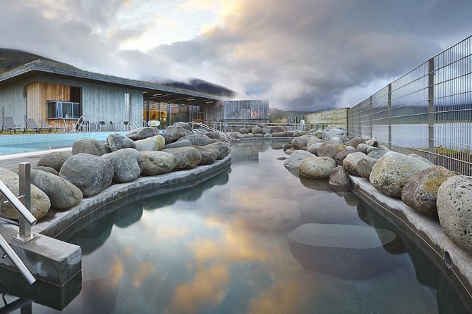 Fontana Geothermal Spa and Golden Circle Tour From Reykjavik - Gullfoss Waterfall: Canyon Power in Three Drops