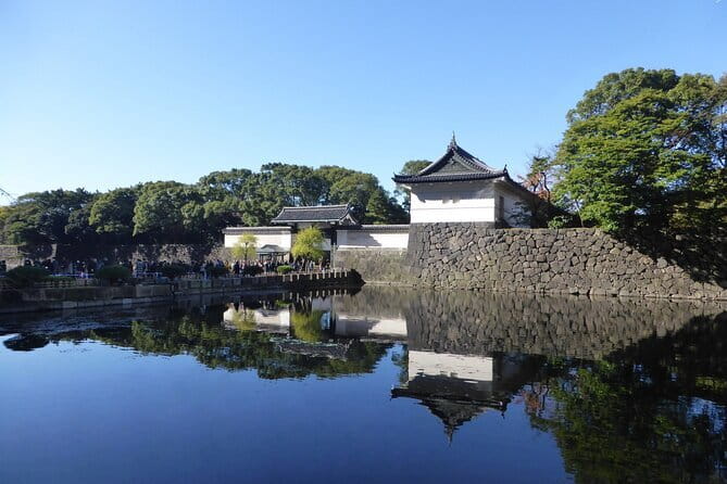 Onsen Spa in Tokyo and Asakusa Bar Hopping with Local Guide - Onsen etiquette and tattoo rules you should plan for