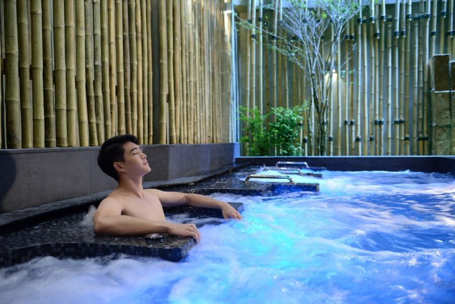 Pattaya: All-Day Pass to Let's relax Spa And Onsen - The Bath Menu: Jet, Mineral, Soda, Garden, and Teak