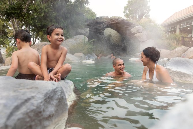 Polynesian Spa Rotorua: Deluxe Lake Spa Hot Spring Bathing - The hot-cold plunge routine: how to use it without going too hard