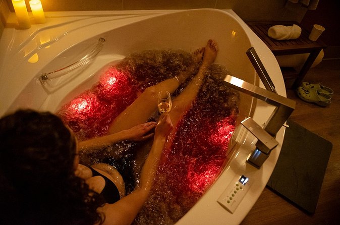 Portland: Wine Tasting + Vinotherapy Tub Soak at The Wine Spa - Rinse off and keep enjoying Portland