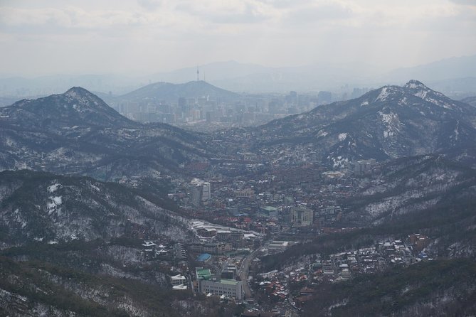 Private Hiking to Bukhansan & Korean Style Spa(Include Lunch) - Guides make or break the day (and names you may hear)