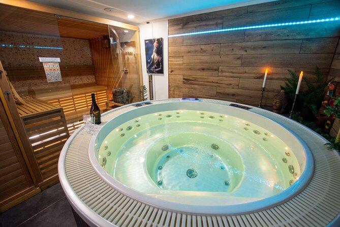 Private Spa with Jacuzzi and Sauna - BLACK ZONE - Who this spa works for (and who should think twice)