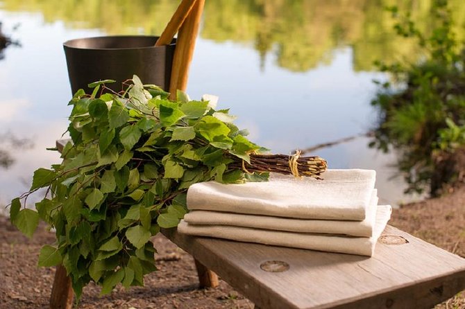Private Traditional Lakeside Sauna with Midnight Sun - Midnight-sun energy, minus the hassle: when this starts and how it feels