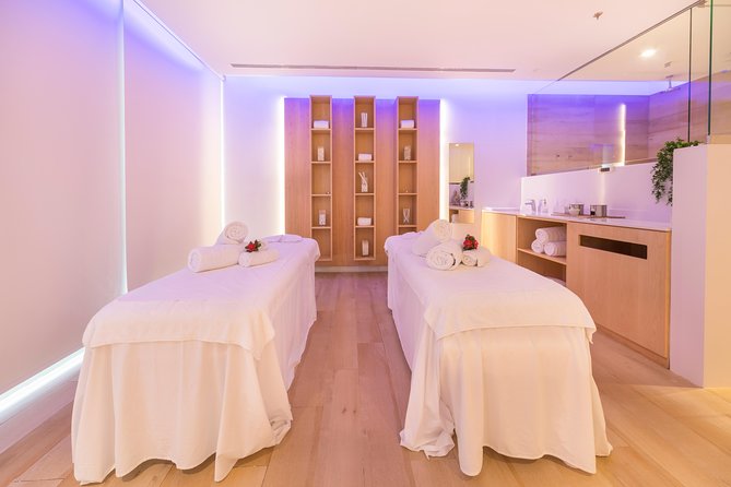 Romantic couple massage + SPA entry and private jacuzzi with cava - Step Three: The Couples Massage in a Private Room for Two