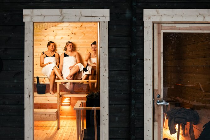 Rovaniemi Sauna World with a Hot Tub, Jacuzzi and Cold Pool - Why Rovaniemi’s Sauna World Works So Well in Winter