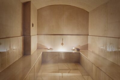 Small-Group Arab Bath Experience in Hammam Al Ándalus Palma - The 90-Minute Flow: Tea, Baths, Steam, then Treatment