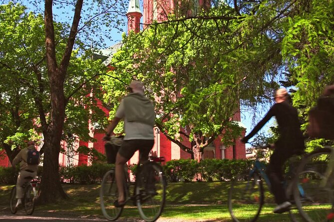 Tampere Scenic Bike Tour with Sauna and Local Flavors - Picking your pace: bike difficulty, gears, and your fitness level