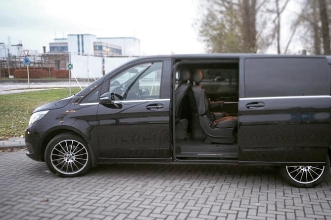 Taxi Shuttle DE Brussels Airport < - > SPA (1 to 8 SEATS) - Key things I’d plan around