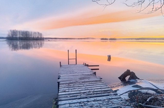 Traditional Finnish Sauna and Ice Swimming in Rovaniemi - Cooling Off on the Terrace or in the River