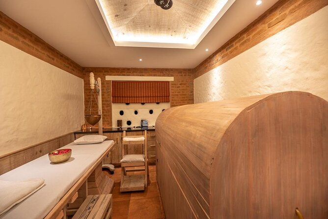 Whole Day Massage & Spa With Lunch - Ayurvedic Massage: Hands-On Work That Sets the Tone