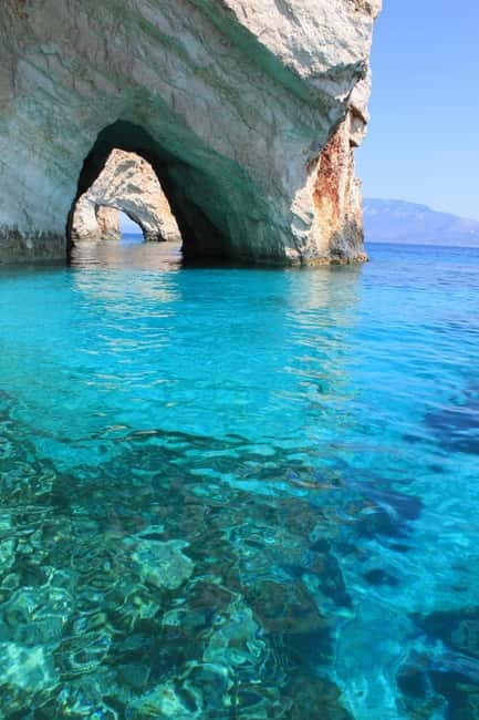 Zakynthos: Shipwreck, Blue Caves and Xigia Natural Spa Tour - Panagiotis boat cruise: shipwreck-bay sightseeing without the stress