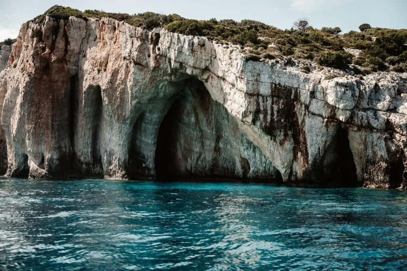 Zakynthos: Shipwreck, Blue Caves and Xigia Natural Spa Tour - Xigia Sulfur Beach natural spa: mineral water for a real reset