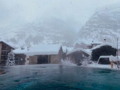 Zermatt: Private Night Spa - The heated outdoor whirlpool under the stars (and how to enjoy it right)